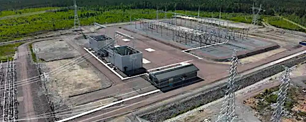 Projektets värde anges till cirka 160 miljoner svenska kronor och omfattar tekniska installationer i ett datacenter i Danmark som kommer att vara i drift under hela byggperioden. Detta innebär högre krav på driftsäkerhet och projektstyrning än vid nybyggnation av ett datacenter. Bild: Caverion Danmark