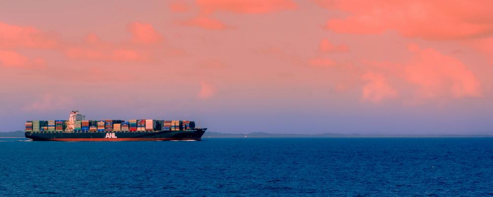 Lastfartyg nära Moreton Island, Queensland, Australien Foto: Anastasios Antoniadis/Unsplash