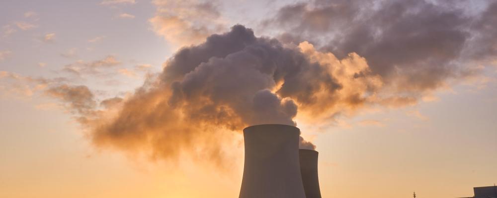 Till skillnad från grannlandet Litauen, som fram till 2009 drev kärnkraftverket Ignalina, har Lettland aldrig haft någon egen reaktor. Frågan om kärnkraft har därför historiskt varit politiskt känslig och i stort sett frånvarande i den nationella energidebatten. Foto: Symbolbild. Creative Commons Lic, Kredit: distelAPPArath