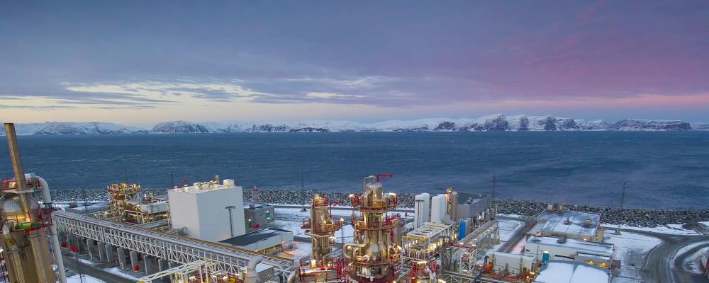 Equinors strategi bygger i stor utsträckning på att maximera värdet av redan utbyggda anläggningar, snarare än att satsa på helt nya fristående fält. Denna modell har blivit allt vanligare eftersom så kallade tie-backs och tie-ins är betydligt billigare och snabbare att genomföra än nya fullskaliga utvecklingsprojekt. Foto: Equinor
