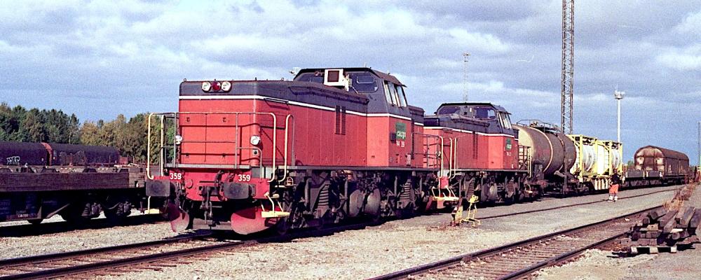 Svenska Green Cargos T44-lok i arbete på finska staden Torneås godsbangård. Foto: Wikipedia Commons Lic. Kredit: Methem (Mikko J. Putkonen)