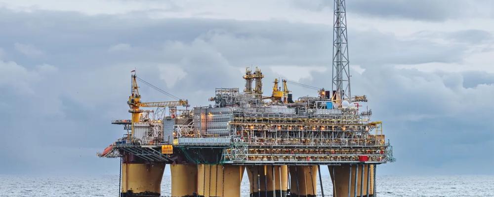 Norge drar nytta av senaste oljeprisuppgången. Störningar i Hormuzsundet har bidragit till stigande oljepriser, vilket har lyft Norges exportintäkter till rekordnivåer. Foto: Equinor