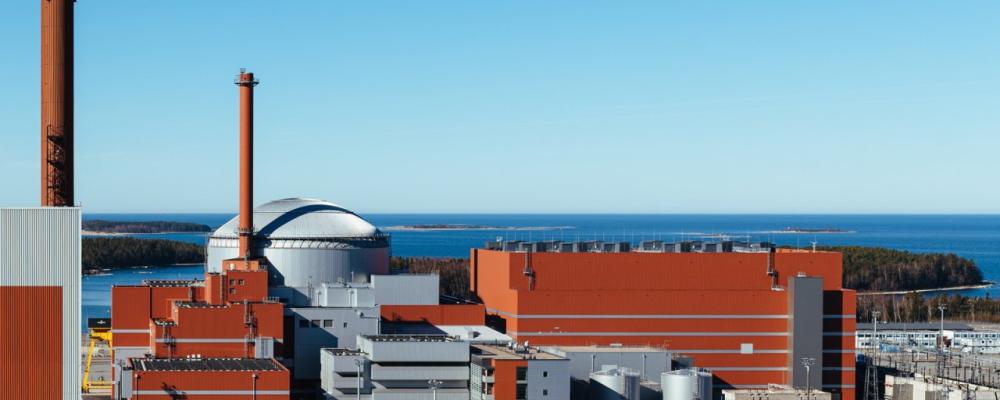 Olkiluoto kärnkraftverk vid Östersjön i Raumo, i västra Finland. Foto: TVO
