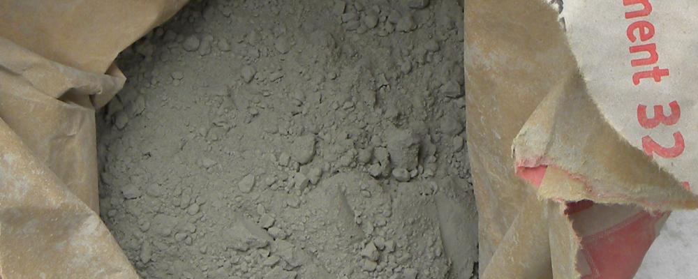 Cement. Foto: Szlomo Lejb/Wikimedia Commons