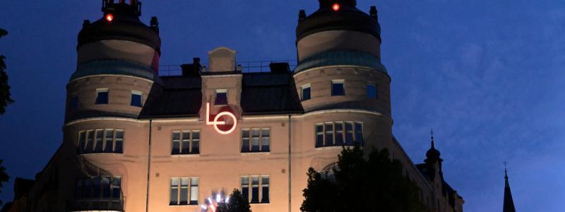 Janerik Henriksson/TT: Lite ljus på LO-borgen i Stockholm. Arkivbild.