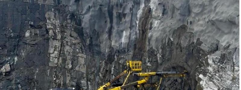 Blue Moon Metals sprängde nyligen ingången till gruvan i Repparfjorden. (Foto: Blue Moon Metals)