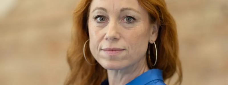 – Trots ett högt internationellt intresse för etableringar i Sverige och Norden har flera planerade projekt pausats eller försenats. Investeringsviljan har bromsat in både globalt och inom EU, bland annat till följd av en svagare konjunktur och ökade geopolitiska spänningar, säger Caroline Asserup, tillförordnad generaldirektör på Energimyndigheten. Foto: Energimyndigheten.