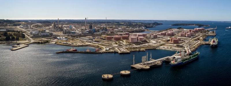 Raffinaderiet i Mongstad. Foto: Espen Rønnevik / Roar Lindefjeld – ©Equinor