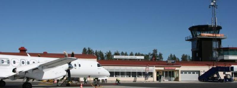 Enligt rapporten har flyget blivit allt viktigare för samhällsviktig verksamhet som totalförsvar, räddningstjänst och ambulansflyg. Foto: Örnsköldsviks kommun
