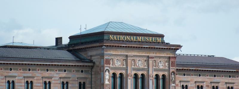 Museerna når i dag miljontals människor, både i Sverige och internationellt, genom webbplatser, sociala medier och öppna kunskapsplattformar. Foto: Filipe Lourenço Marques/Unsplash