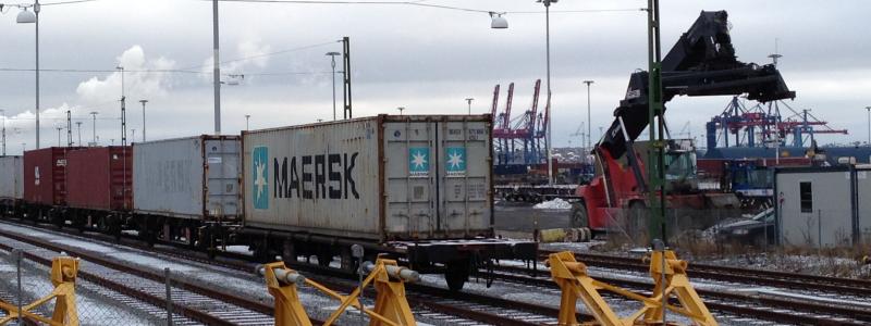 Enligt SEK är en ”allt tydligare utmaning” för svenska exportörer handelstullarna i USA, där 44 procent av företagen väntar sig fortsatt negativ påverkan under de kommande tolv månaderna.  Foto: Simon Matthis