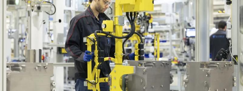 Inne i Symbios bränslecellsfabrik SymphonHy i Saint-Fons i östra Frankrike – den största i Europa. Foto: Symbio