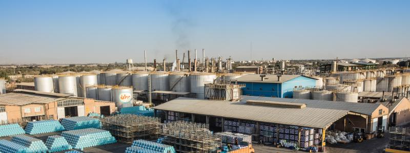 Iranskt oljelager, som tillhör oljeproducenten Sinaenergy. Foto: Wikipedia Commons. Kredit: Sinaenergy