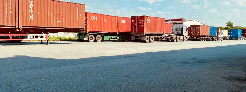 Transport och logistik hårt drabbat. Foto: jin neee /unsplash