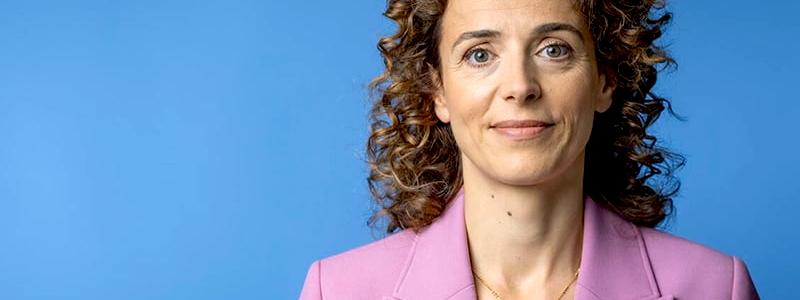 Nederländernas klimat- och tillväxtminister Sophie Hermans vill skapa en mer realistisk utbyggnadsbana som bättre stämmer med hur energiomställningen utvecklas, sade Hermans. Foto: Nederländska regeringen