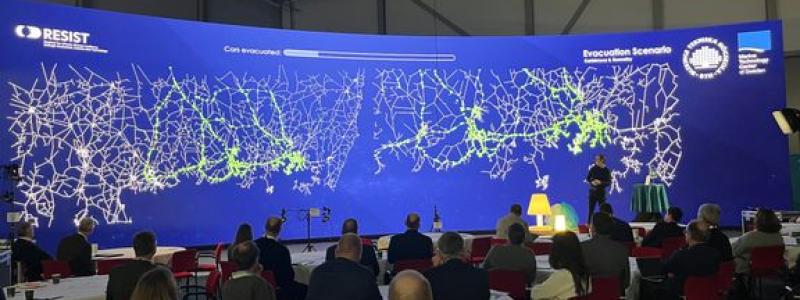 En ny simuleringsmodell från BTH kan stärka Sveriges krisberedskap. I den digitala miljön har forskarna återskapat hur människor, fordon, infrastruktur och samhällsviktiga resurser samverkar vid en storskalig evakuering. Foto: Länsstyrelsen Blekinge