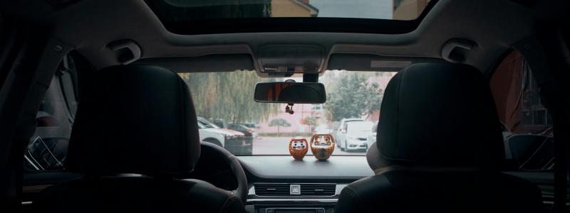 I Europa finns ännu inga kommersiella robotaxilösningar i större skala, men sådana tjänster är redan i drift i storstäder i USA och Kina. Foto: QIN BENNIE/Unsplash