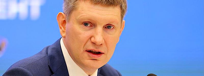 Tillväxttakten har börjat avta i flera sektorer, säger Maxim Gennadjevitj Resjetnikov.  Foto: Wikipedia Common Lic. Kredit: PressMinec