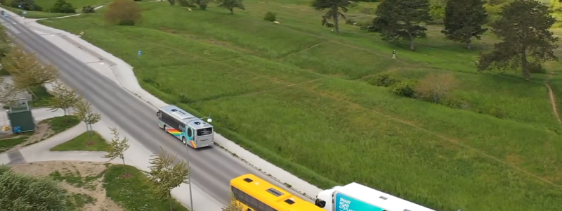 Flygbuss på induktiv väg. Bild: Smartroad Gotland.