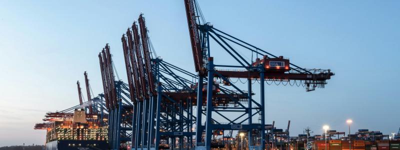 Kraftig svängning – Exportföretagen väntar sig dyrare finansiering. Foto: wolfgang weiser/unsplash