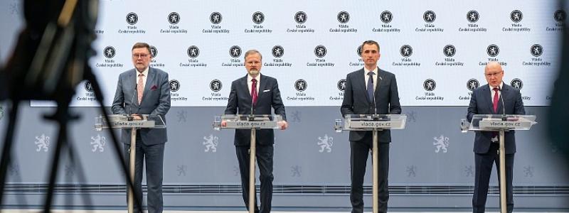 Från vänster: Stanjura, Fiala, Vlček och Beneš vid tillkännagivandet. Foto: Gov.cz