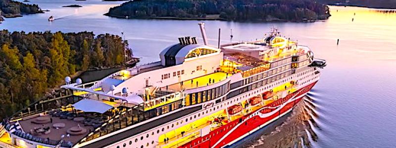 Företrädare för både Viking Line och Wasaline varnar för konsekvenser för såväl arbetsmarknaden som Finlands försörjningsberedskap. Foto: Viking Line