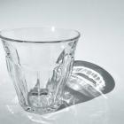 Den franska glastillverkaren bakom det ikoniska Duralex-glaset gick i konkurs häromåret och togs över av de anställda i juli 2024. Foto: Denkhenk/Wikimedia Commons