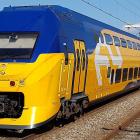 Loket VIRMm 9522 startar med "Flow"-målningen på Heerhugowaards station som intercitytåg mot nederländska staden Nijmegen. Foto: Wikipedia Common Lic. Fotograf: Koplopermau