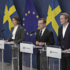 Regeringen har presenterat en ny nationell AI-strategi med målet att Sverige ska bli ett av världens tio ledande länder inom artificiell intelligens. Illustration: AI-genererad bild. Ej ett fotografi.
Upphovsrätt © Conventus– AI-genererat innehåll. Inget av materialet får reproduceras eller användas i andra sammanhang utan skriftligt medgivande.