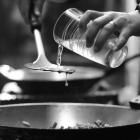 Kostnaderna för att avlägsna PFAS från råvatten för att uppfylla nuvarande EU-krav uppskattades till 3,8 miljarder euro under 2024. Foto: frame harirak/Unsplash