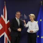 Storbritanniens premiärminister Keir Starmer och EU-kommissionens ordförande Ursula von der Leyen, enades om ett handels- och försvarsavtal. Foto: Simon Dawson / No 10 Downing Street