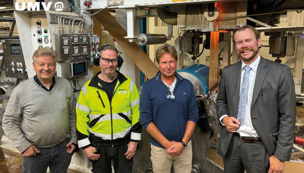 In the picture from left: Per Emilsson, Customer Solutions – UMV, Torben Hasslöf, Pilot Plant Manager – UMV, Håkan Karlsson, Managing Director – UMV & Magnus Hummelgård, Associate Professor - Mid Sweden University. Photo: UMV Coating Systems AB