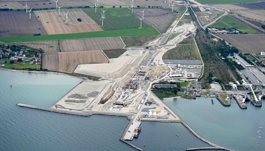 Fehmarn Bält-förbindelsens arbetsområde i Puttgarden på den tyska sidan. Fotografi från september 2025.
FOTO: Sund & Bælt Holding A/S

