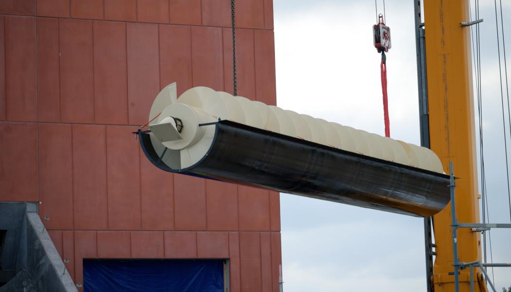 Eliquo Malmberg Water, som tog över uppförandet av Kalmarsundsverket i våras efter konkursade Serneke, håller på att uppföra den sista byggnaden på platsen.
FOTO: Kalmar Vatten/ELIQUO MALMBERG WATER
