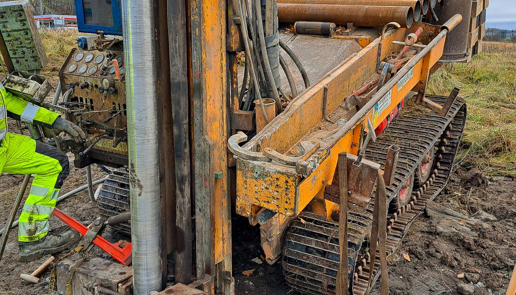 Kärnborrning med S-Geobor i november 2023 i fältlokal Håby.
FOTO: SGI/Hanna Fritzson
