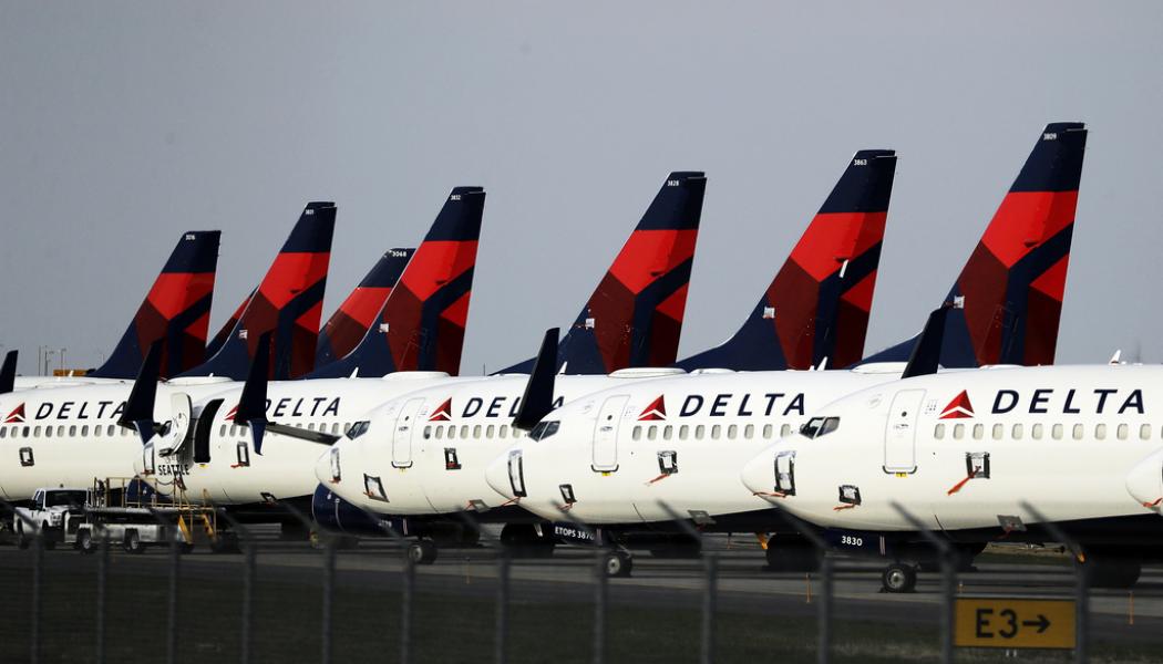 Charlie Riedel AP/TT: Tusentals anställda sjukskrivna och inställda flygningar slog hårt mot Delta Air Lines under avslutningen av 2021. Arkivbild