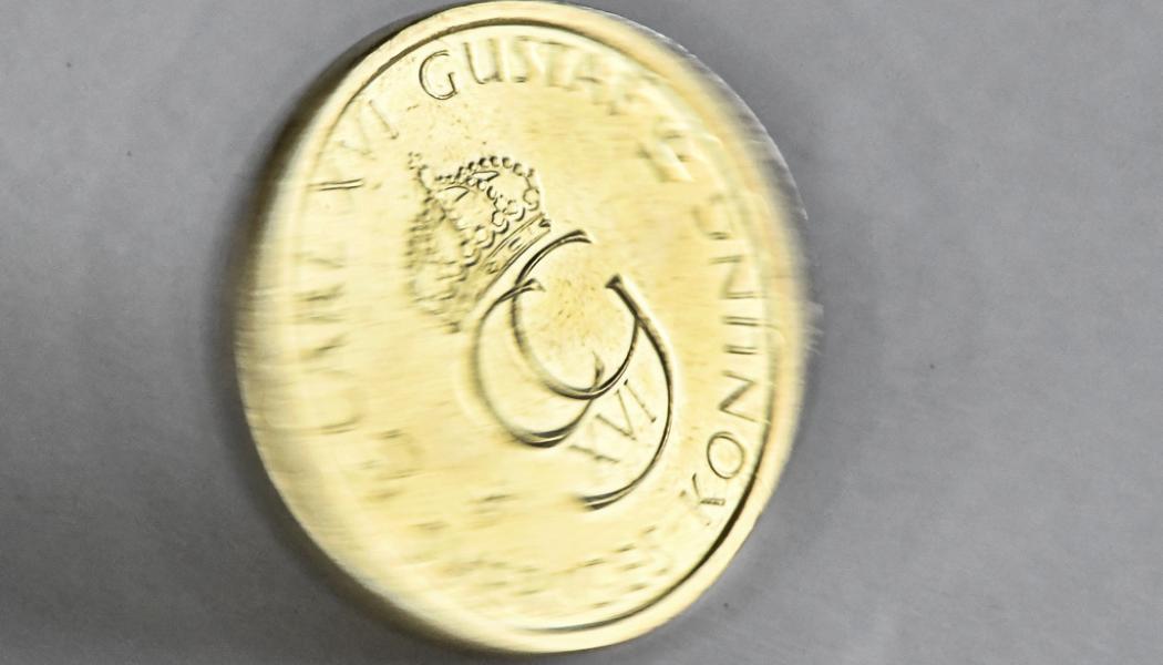 Anders Wiklund/TT: Den svenska kronan tar stryk i börsoron. Arkivbild