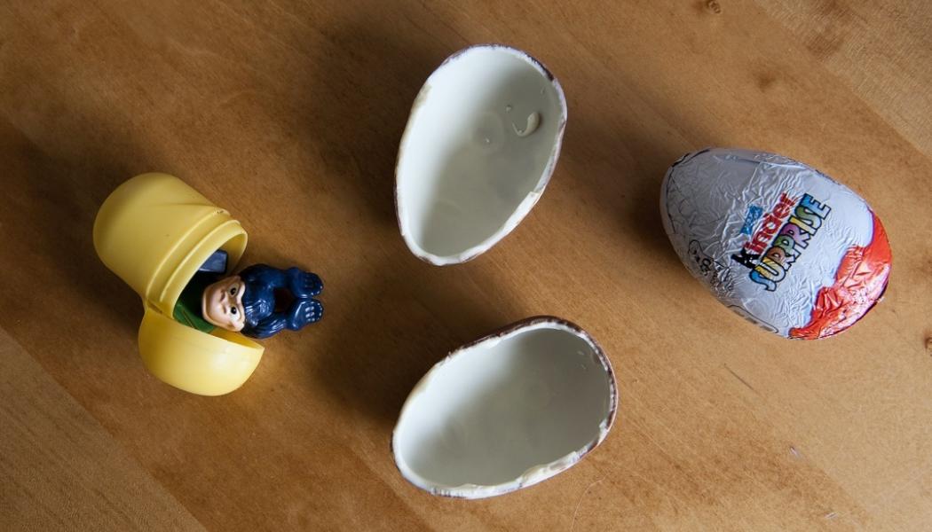 Jonas Ekströmer/TT: Kinderägg har visat sig innehålla mer än bara en leksak. Arkivbild.
