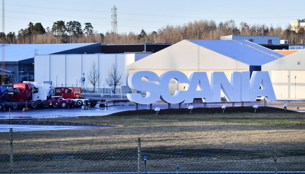 Jonas Ekströmer/TT: Flera fordonsfabriker har problem med bland annat halvledarbrist. Arkivbild.