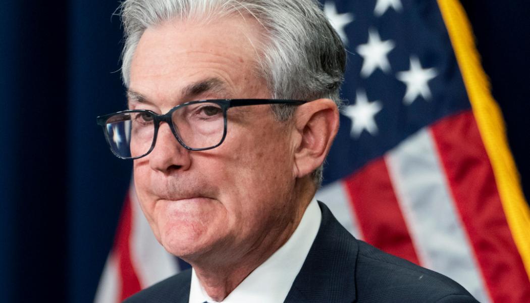 Jacquelyn Martin/AP/TT: Fedchefen Jerome Powell pratar inför politikerna. Arkivbild.