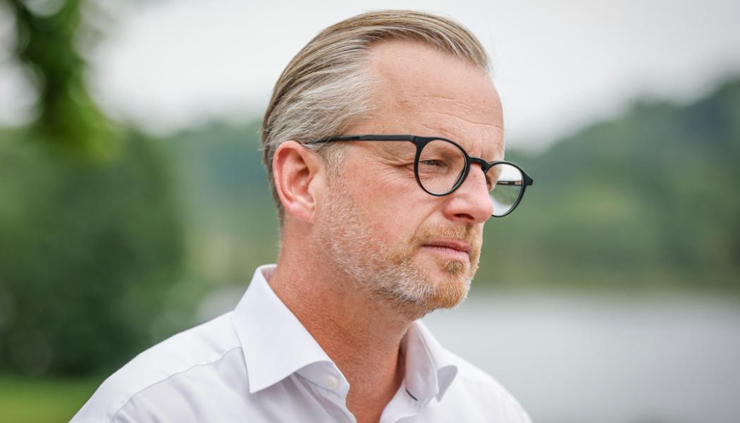 Christine Olsson: Finansminister Mikael Damberg efter en pressträff där han redogjorde för det ekonomiska läget och förutsättningarna för 2023 års budget på Harpsund.