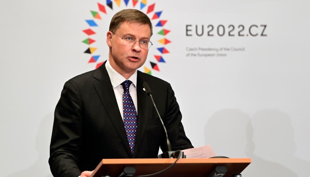 Roman Vondrous/CTK/AP/TT: EU:s handelskommissionär Valdis Dombrovskis. Arkivfoto.