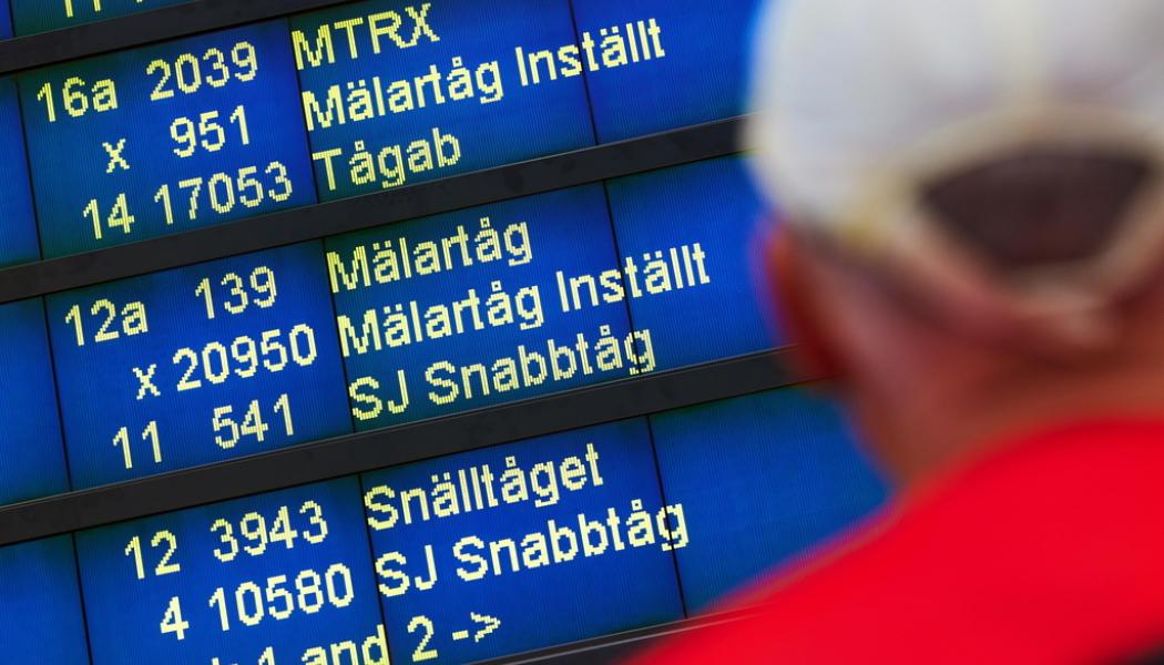 Fredrik Persson/TT: Det blir färre tågavgångar då det saknas lokförare. Arkivbild.