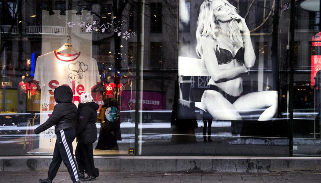 Jessica Gow/TT: Victoria's Secret på Hamngatan i Stockholm. Arkivbild.