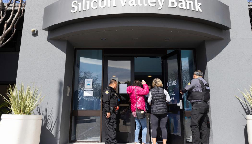 Benjamin Fanjoy/AP/TT: Amerikanska myndigheter har hittat en köpare till delar av resterna av den kollapsade banken Silicon Valley Bank (SVB). Arkivbild.
