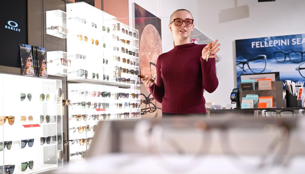 Johan Nilsson/TT: Elin Svensson, butiksbiträde på Synsam i Emporia i Malmö.