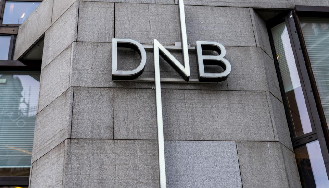 Ludvig Heiberg Larsen NTB/TT: Ekonomer på storbanken DNB i Norge tror höga räntor och en svag krona kommer prägla ekonomin till slutet av 2024. Arkivbild