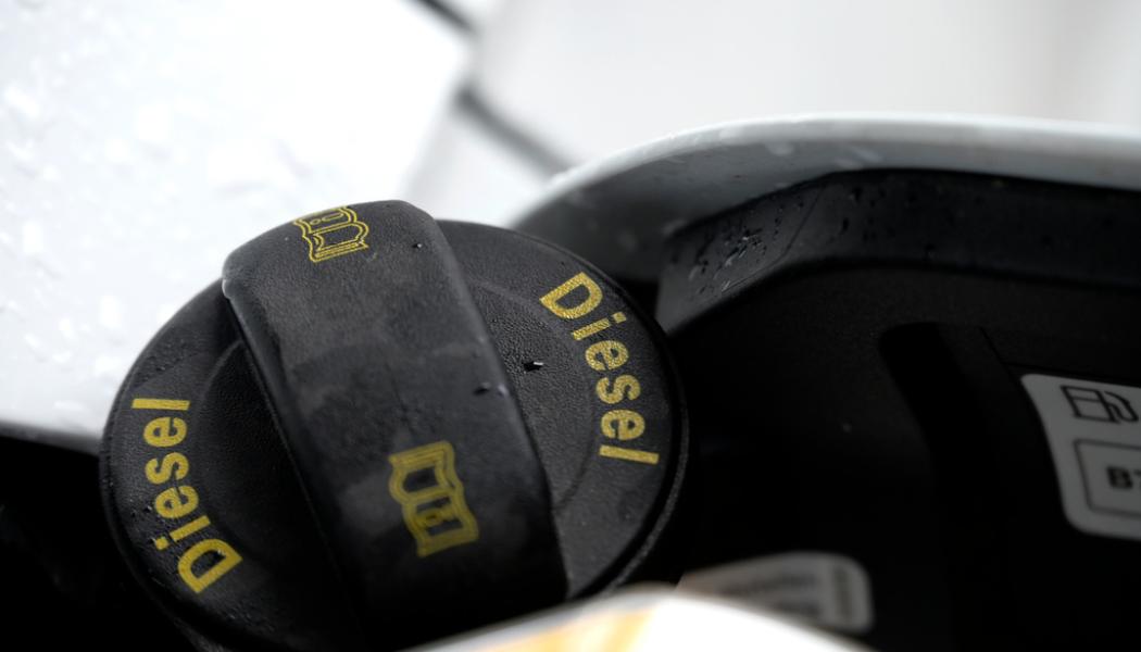 Janerik Henriksson/TT: Allt dyrare tanka diesel. Arkivbild.