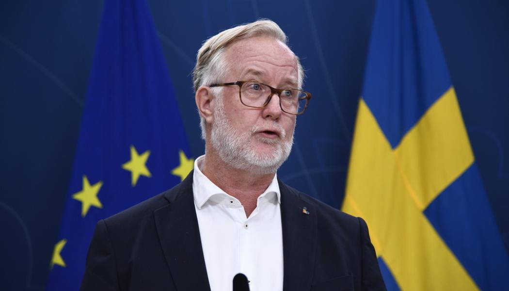 Lars Schröder/AP/TT: Arbetsmarknads- och integrationsminister Johan Pehrson (L). Arkivbild.