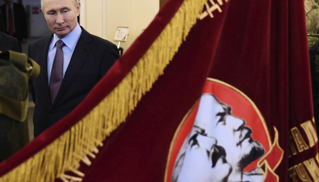 Alexei Nikolsky/AP/TT: Putin vill återta tillgångar som tillhört Sovjetunionen och det ryska kejsardömet. Arkivbild.